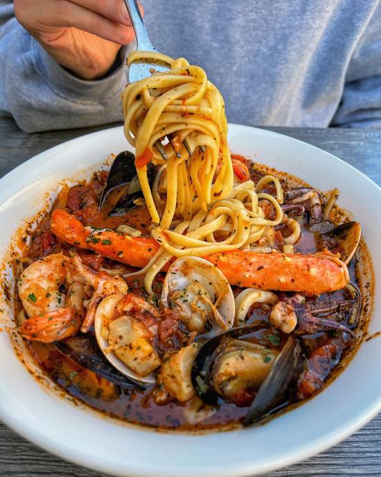 Order CIOPPINO food online from The Dive Skc store, Temple City on bringmethat.com