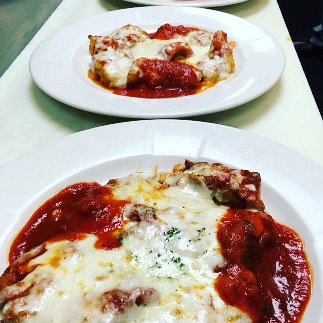 Order Veal Parmigiana Dinner food online from Chris Pizza store, Clifton on bringmethat.com