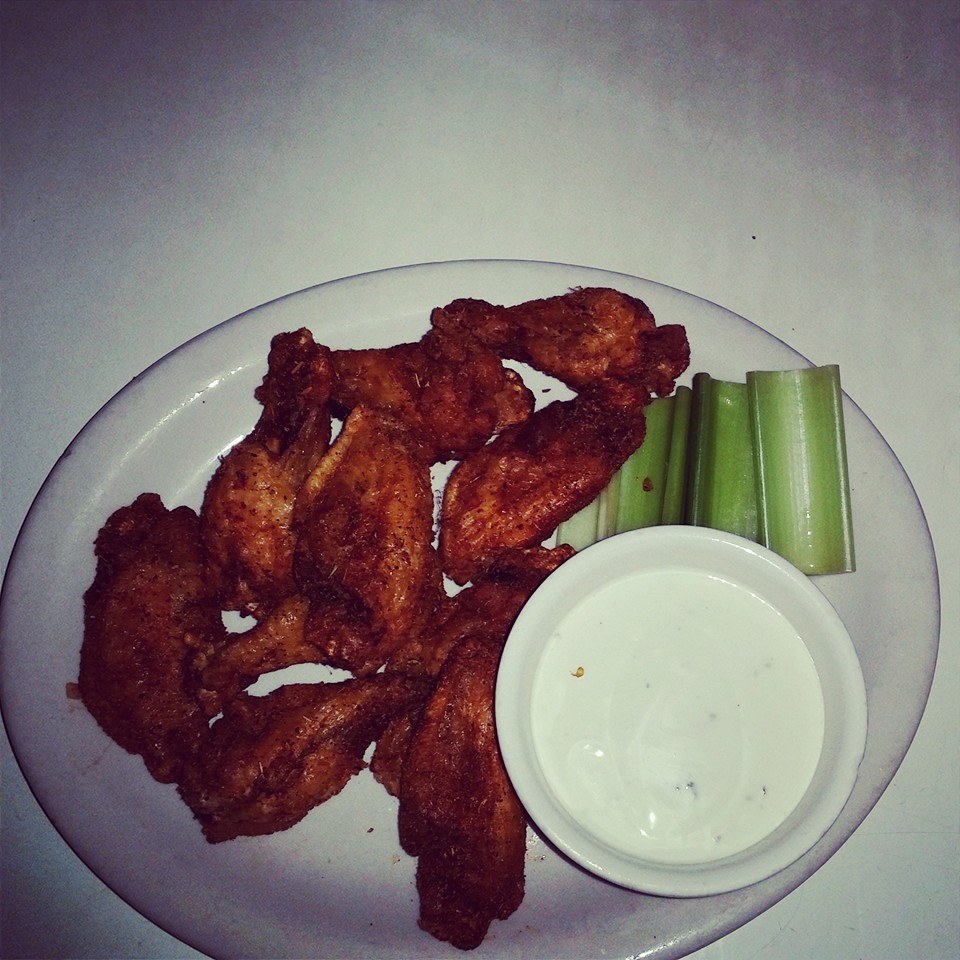 Order Cricket Wings food online from Gator Eight Bar & Grill store, Kansas City on bringmethat.com