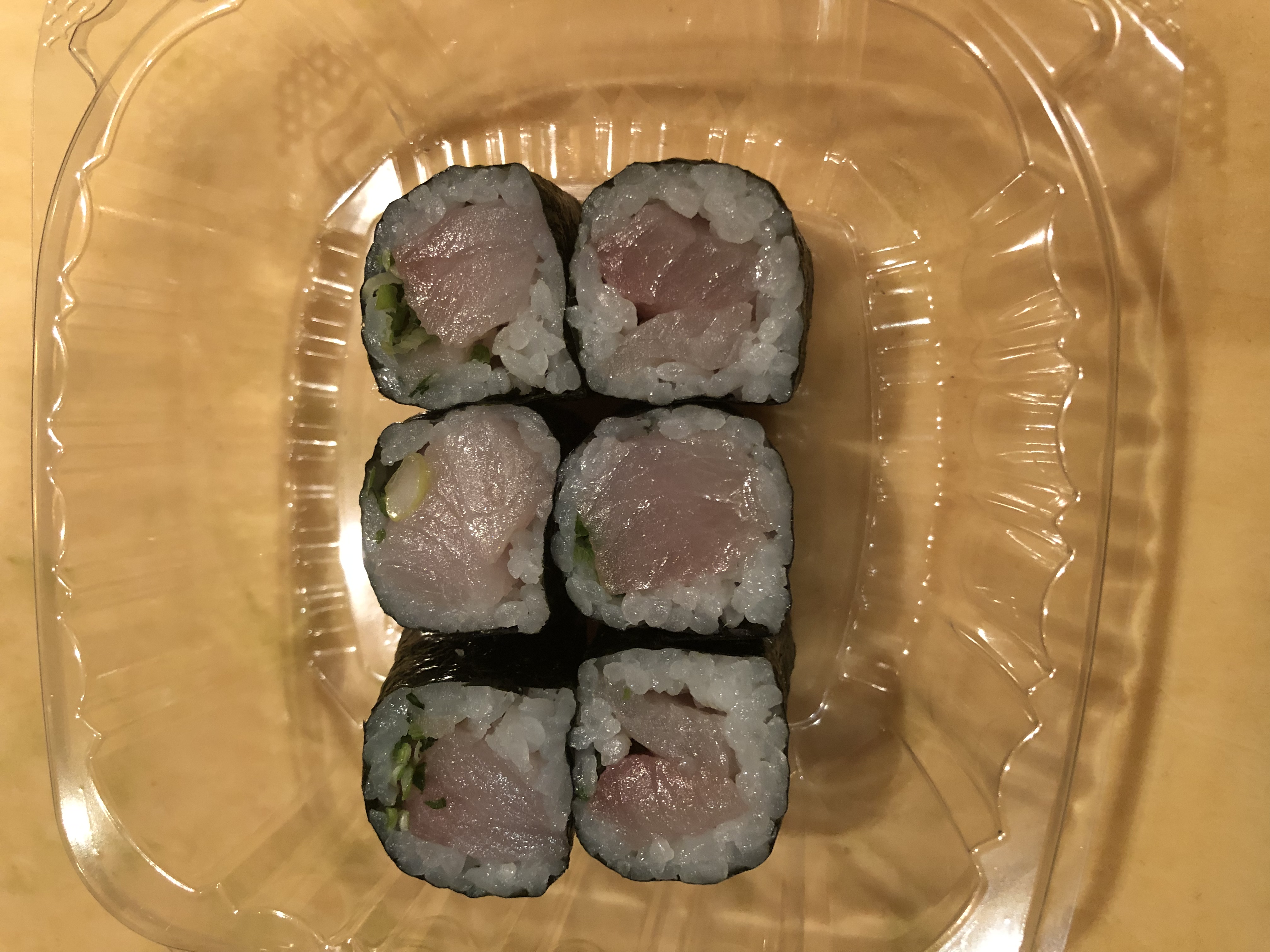 Order 148. Yellowtail Scallion Roll food online from Yummy sushi store, New York on bringmethat.com