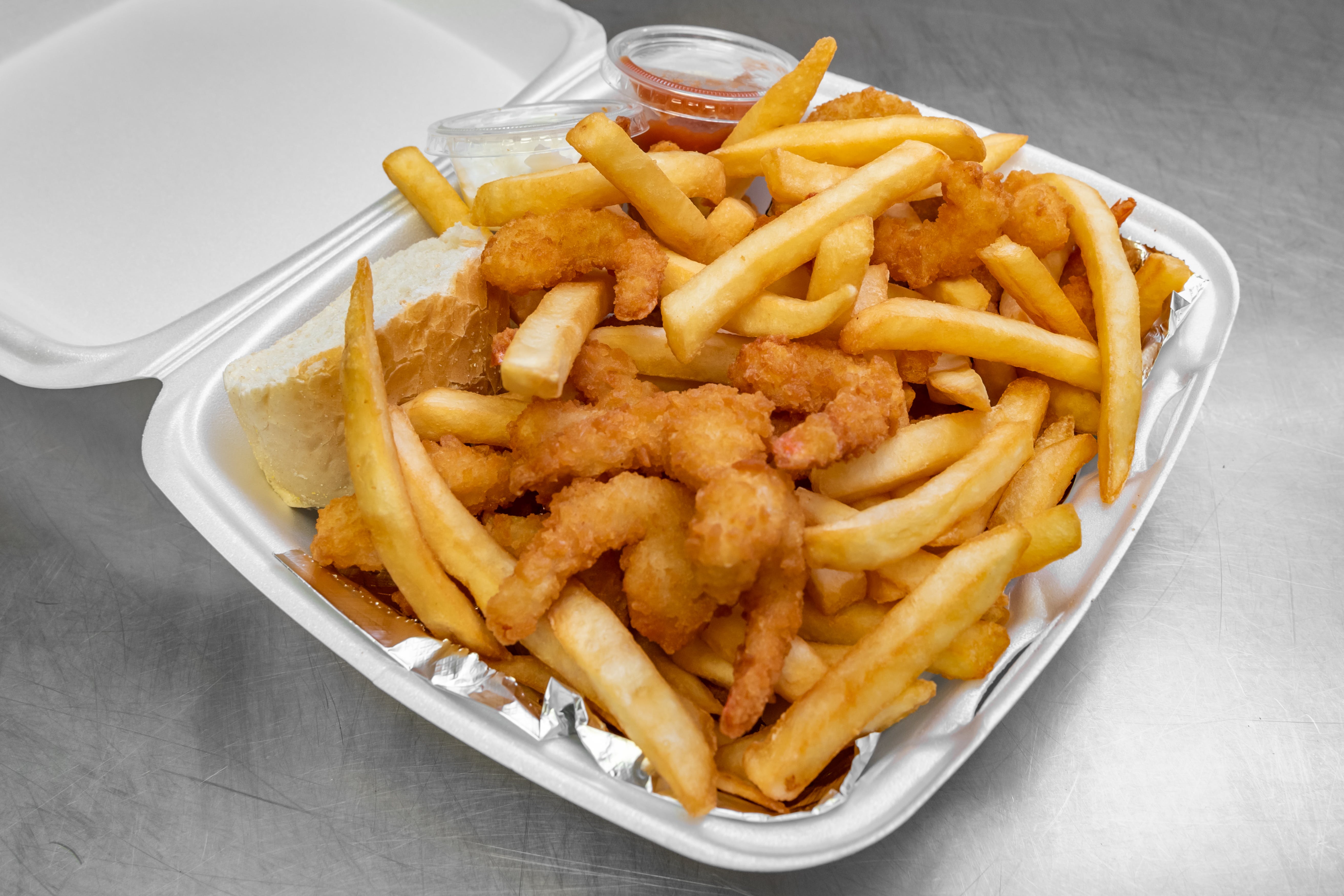 Order Fantail Shrimp Dinner - 7 Pieces food online from Zavarelli's Pizza Shop store, Canton on bringmethat.com