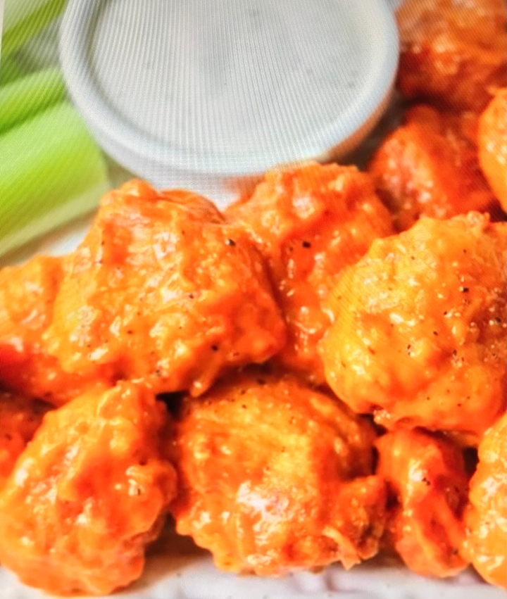 Order Boneless Wings food online from Carsonie's Westerville store, Westerville on bringmethat.com
