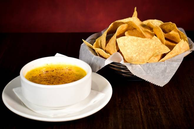Order Green Chili Queso food online from Aspen Creek store, Irving on bringmethat.com