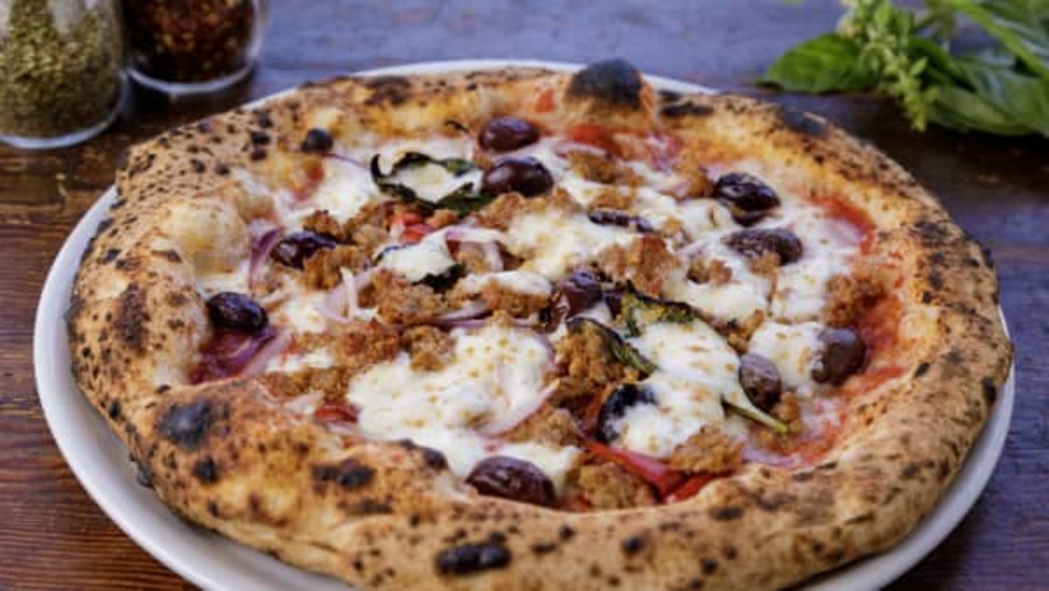 Order Salsiccia Pizza food online from Centro Pizza store, Burlingame on bringmethat.com