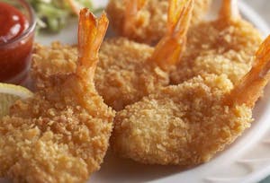 Order 10. Fried Shrimp (6) 炸虾  food online from Moon Wok store, Lenexa on bringmethat.com