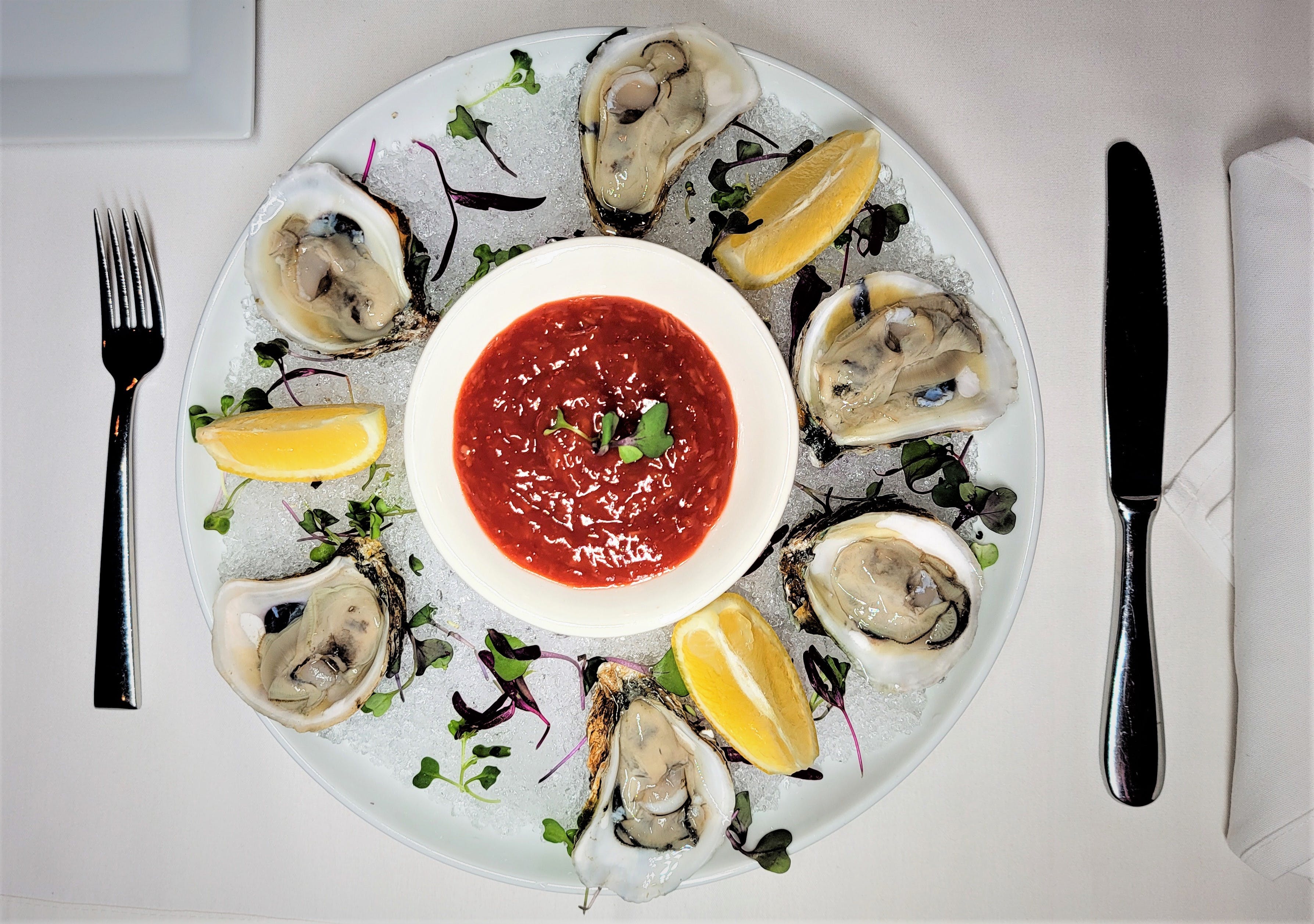 Order Blue Point Oysters - Appetizers food online from Chazz Palminteri Italian Restaurant store, White Plains on bringmethat.com
