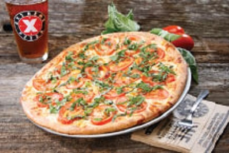 Order Screamin' Tomato Pizza food online from Extreme Pizza store, Boise on bringmethat.com