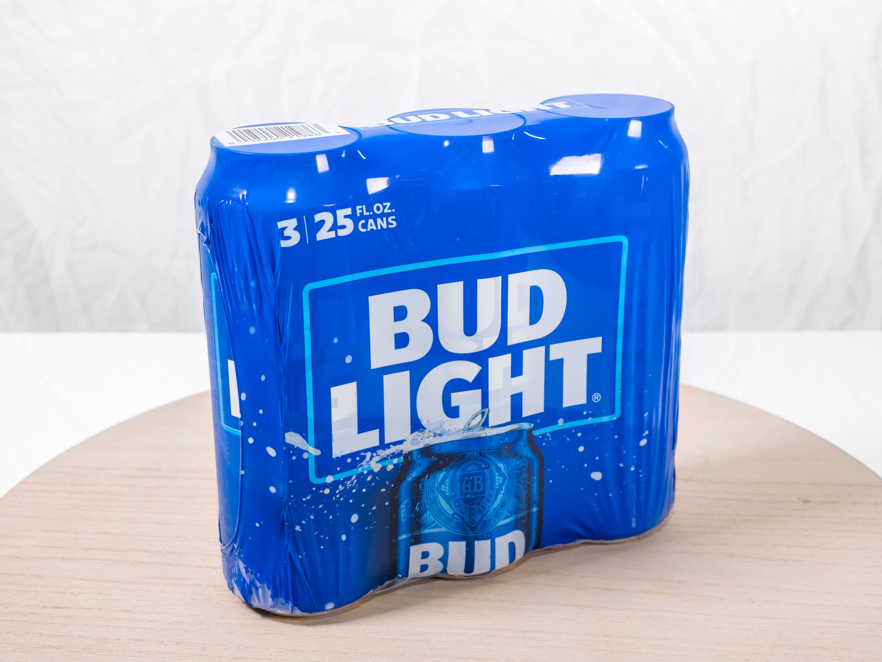 Order 3 Pack of Canned  Bud Light food online from M & G Market store, Highland on bringmethat.com