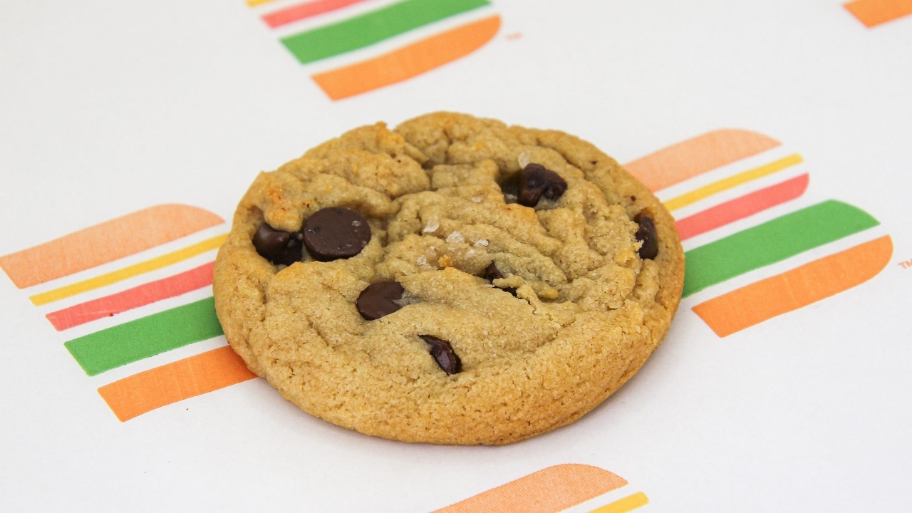 Order Salted Chocolate Chip Cookie food online from Burger Patch store, Davis on bringmethat.com