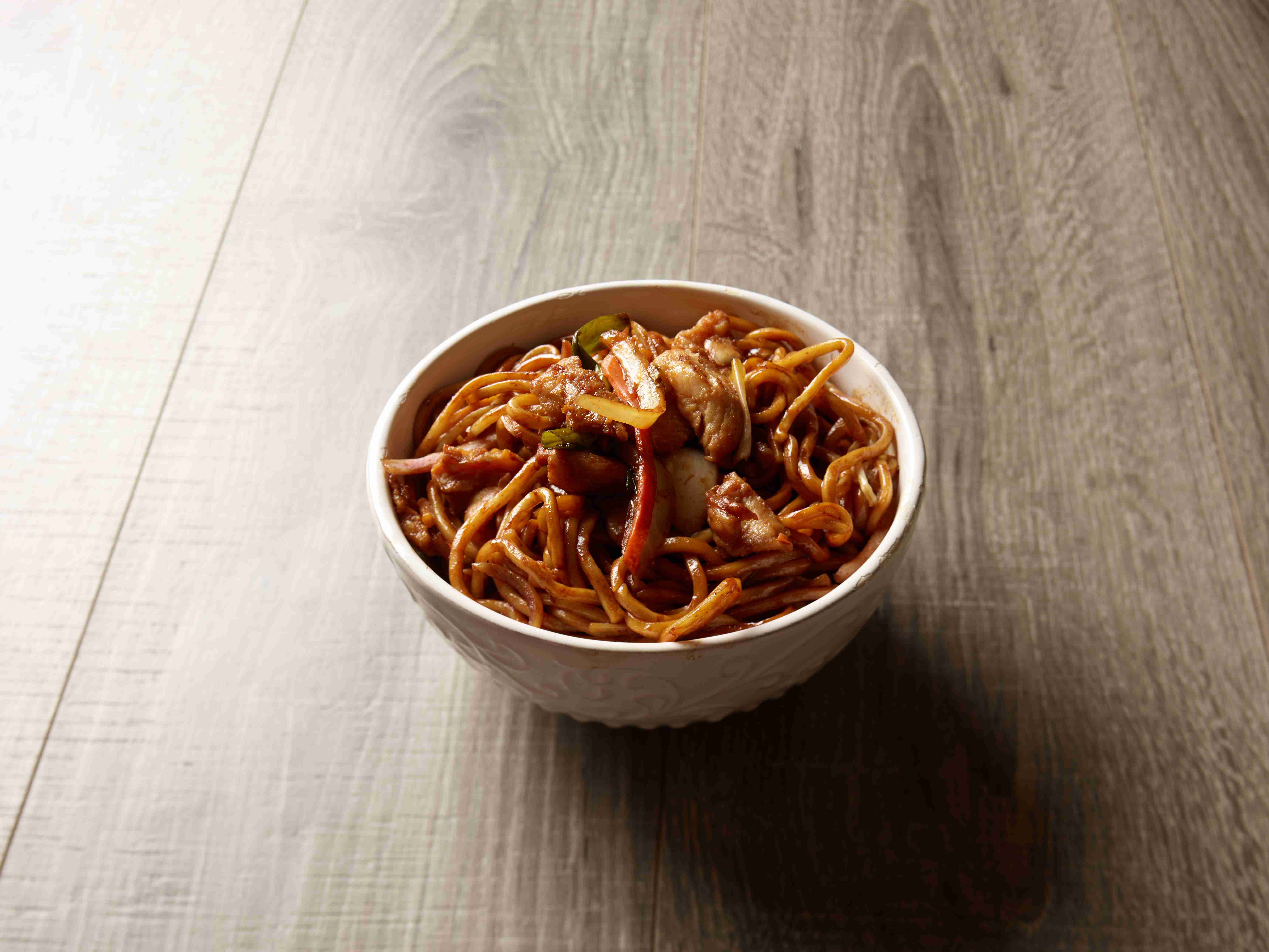 Order Lo Mein Dinner  food online from Purple Ginger Asian Fusion store, Lakewood on bringmethat.com