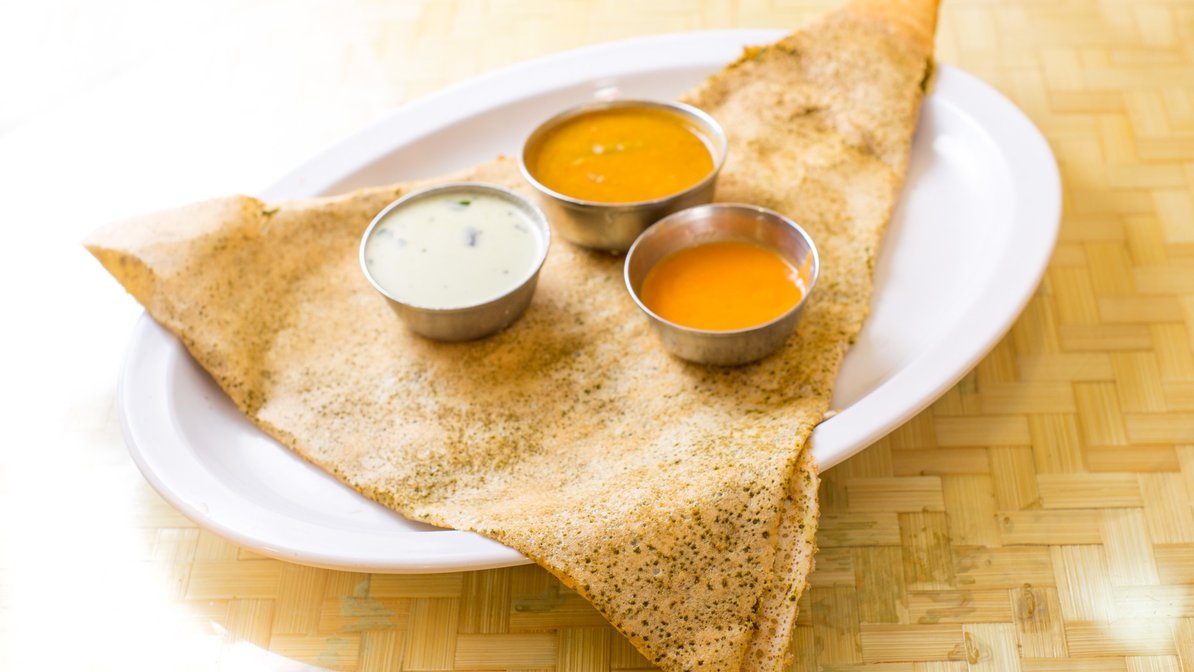 Order Spinach Dosa food online from Samudra Restaurant store, Jackson Heights on bringmethat.com