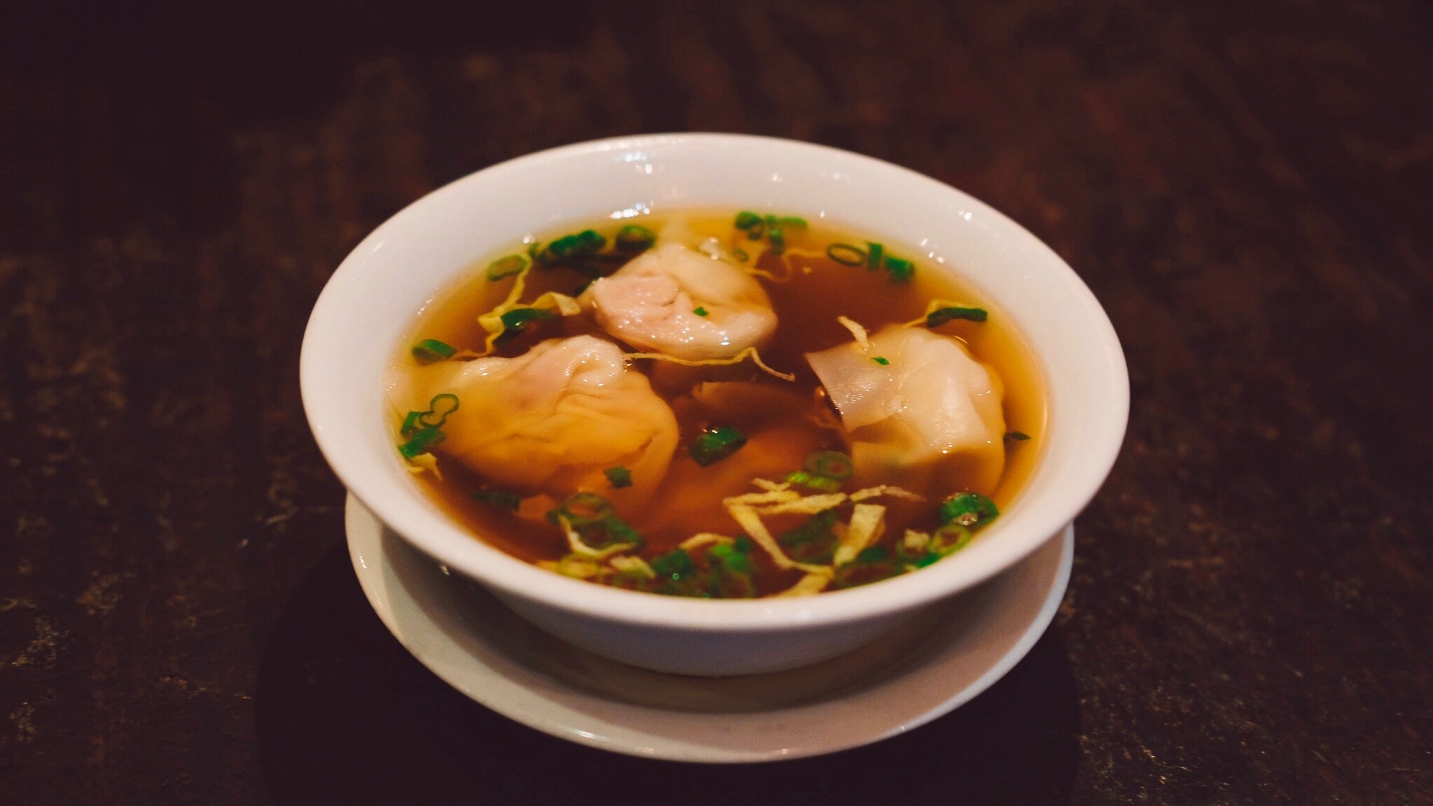 Order 001.  Pork Wonton Soup food online from Ollie's To Go store, New York on bringmethat.com
