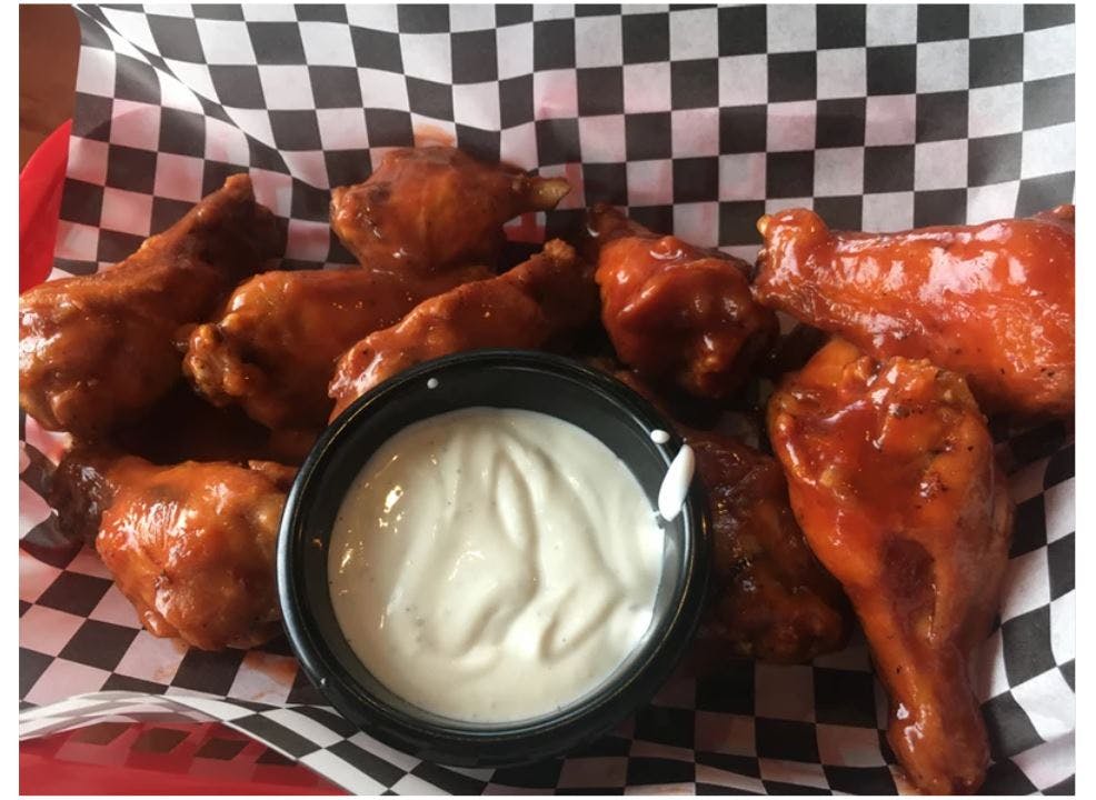 Order Chicken Wings - 8 Pieces food online from Eastside Pizzeria store, St Paul on bringmethat.com