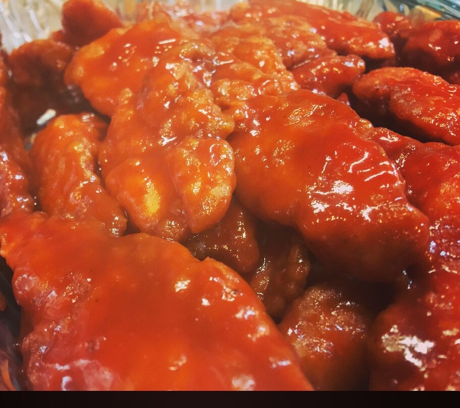 Order Boneless Wings food online from Husky Pizza store, Coventry on bringmethat.com