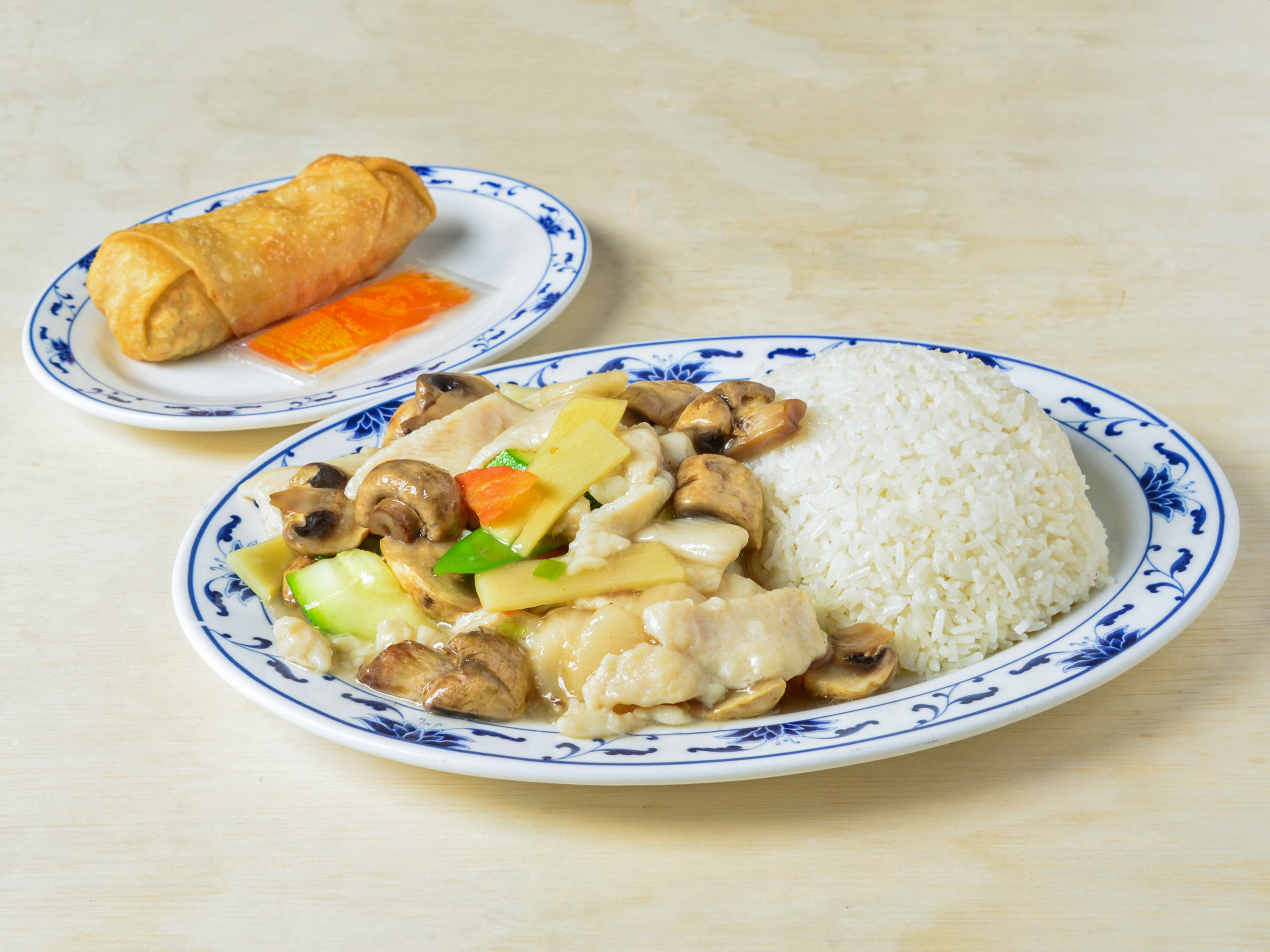 Order C9. Moo Goo Gai Pan Combo Plate food online from Great Taste Chinese Restaurant store, CLEVELAND on bringmethat.com