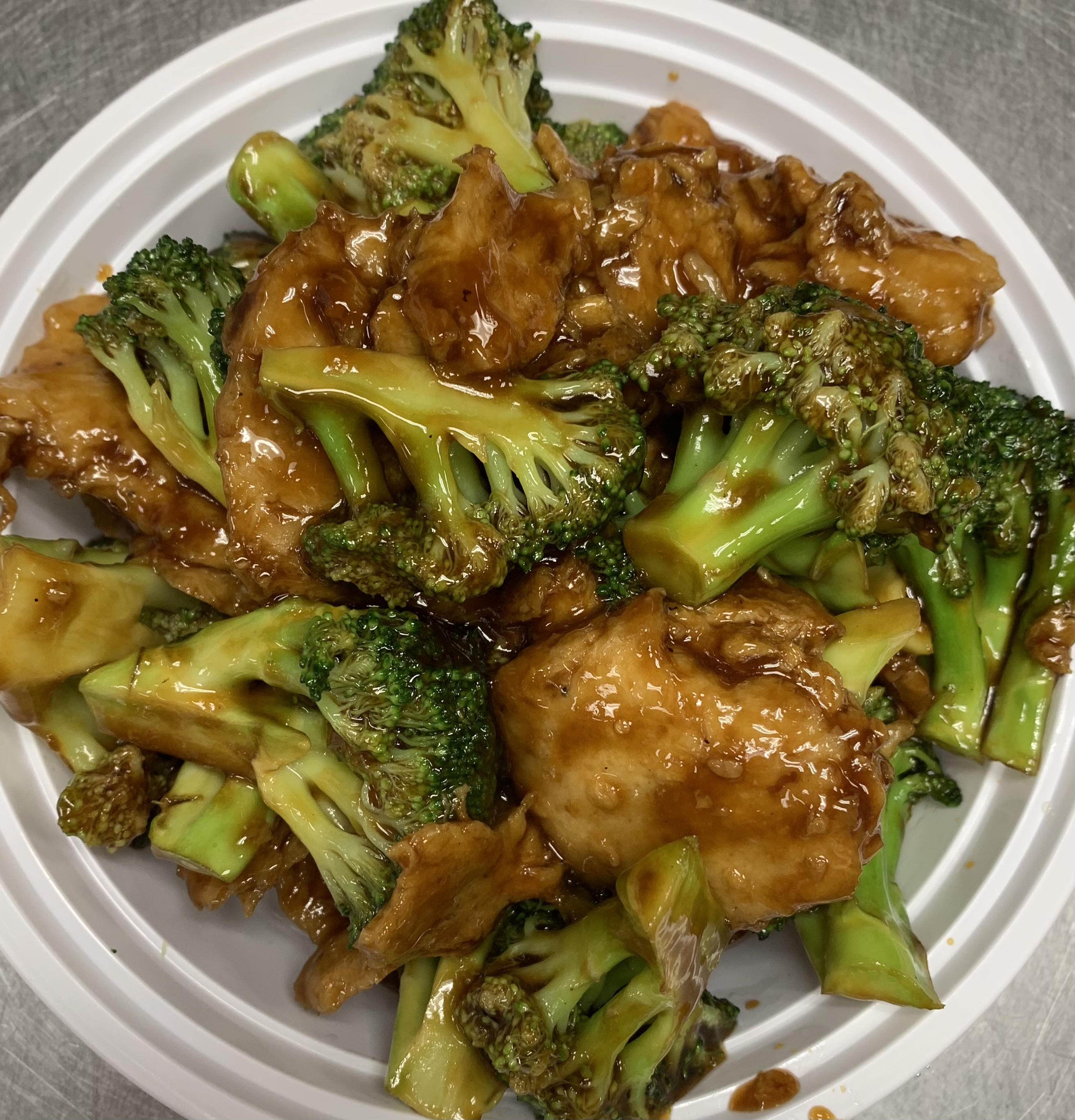 Order 71. Broccoli with Vegetarian Chicken 芥蓝素鸡 food online from ShangWei Szechuan store, Bethlehem on bringmethat.com
