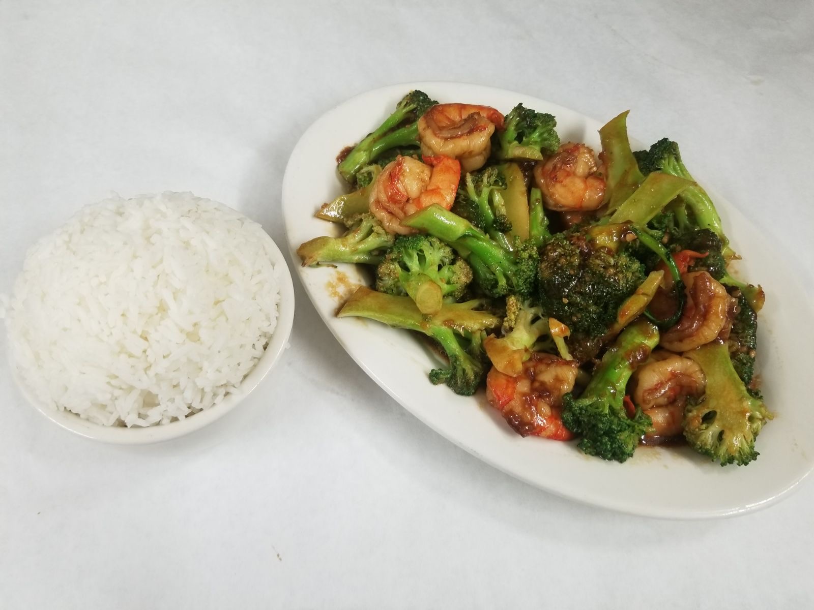Order 103. Shrimp with Broccoli food online from Kaieteur Restaurant store, Richmond Hill on bringmethat.com