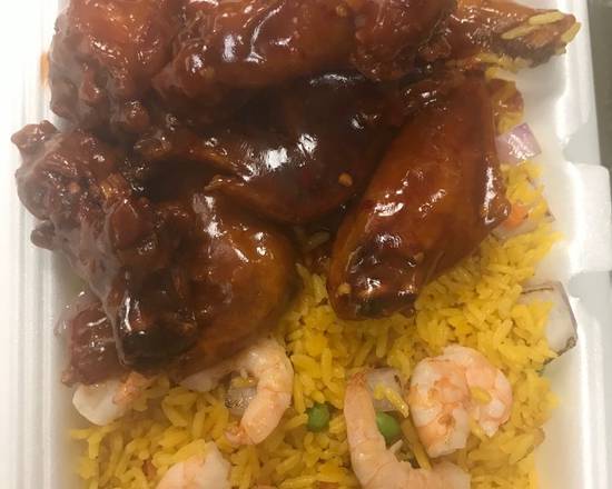 Order Wing Garlic Sauce with Shrimp Fried Rice food online from China Pavilion store, Rio Grande on bringmethat.com