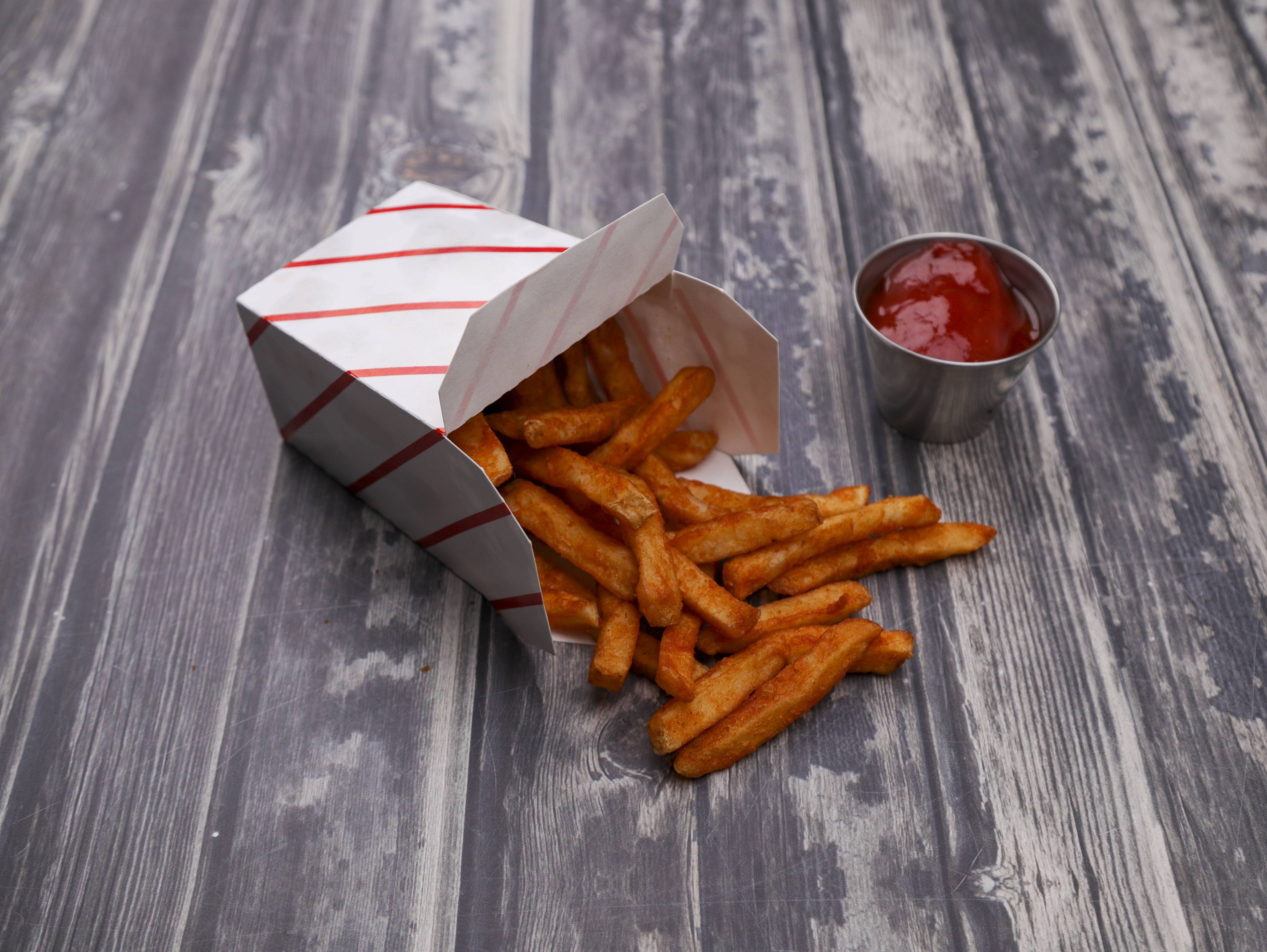 Order Seasoned Fries food online from Prides Deli and Pizzeria store, Beverly on bringmethat.com