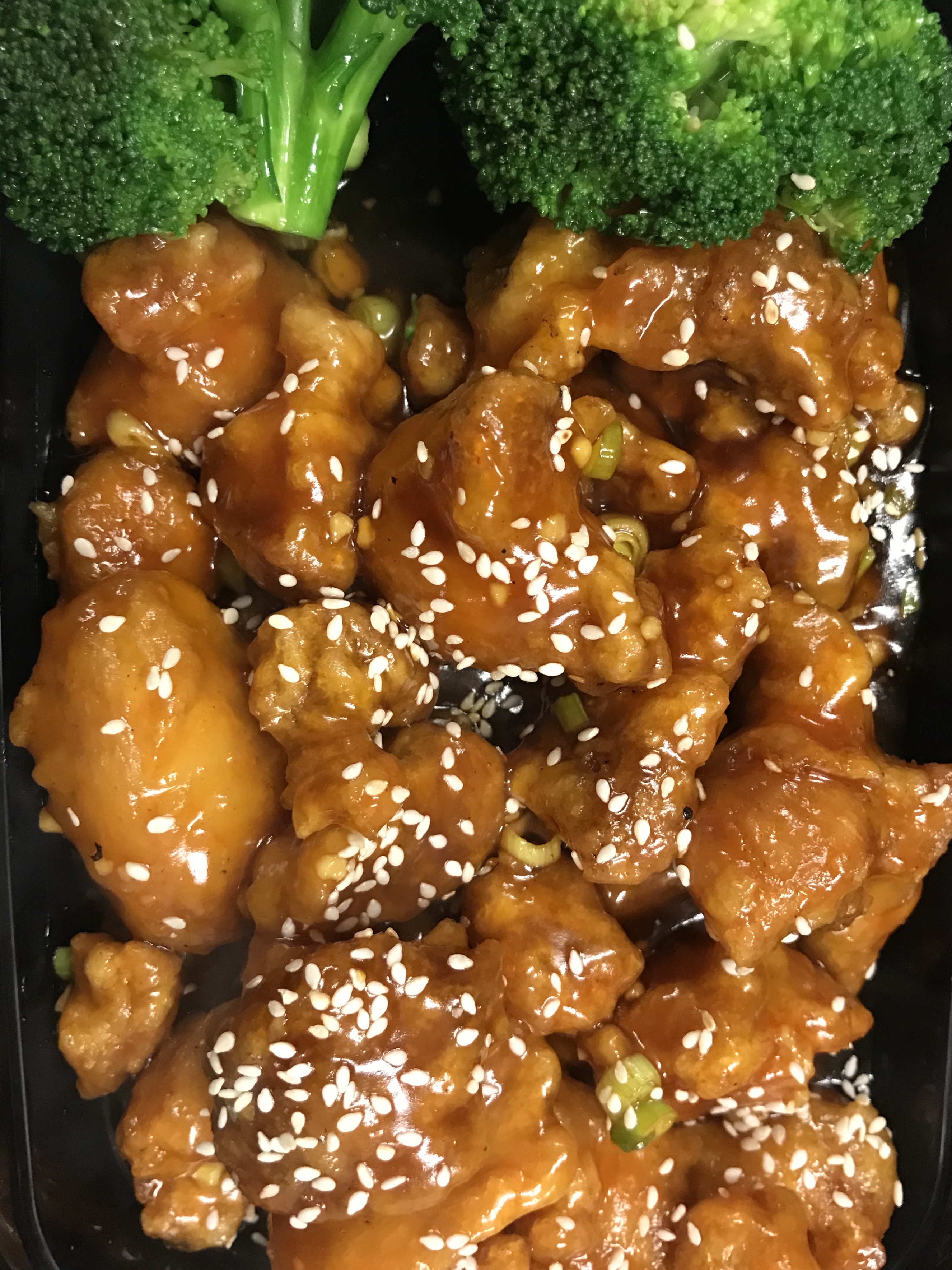 Order Sesame Chicken food online from Wang Chinese Cuisine store, Cathedral City on bringmethat.com