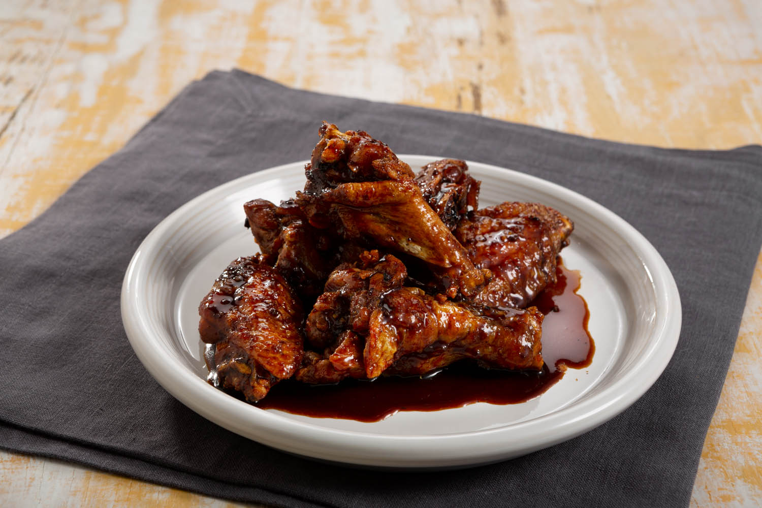 Order Fried Chicken Wing Meal food online from Fussell Cake Company store, Dacula on bringmethat.com