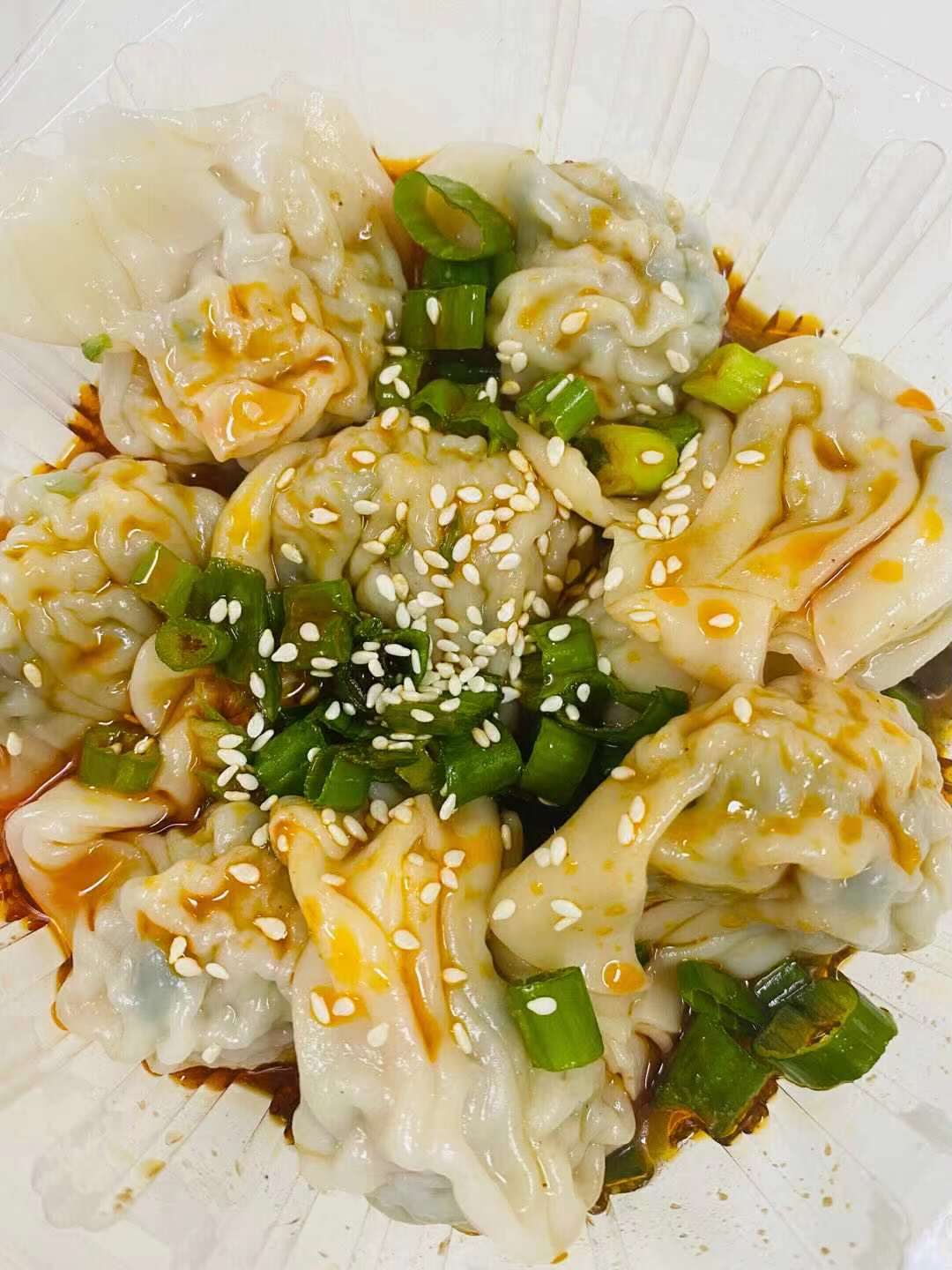Order Wonton with Chill Sauce  紅油抽手 food online from Dim Sum Club store, San Francisco on bringmethat.com