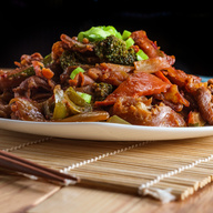 Order 84. Beef with Mixed Vegetable food online from Sunny Wok store, Martinez on bringmethat.com