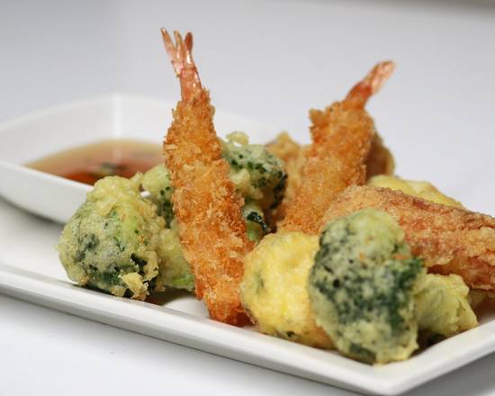 Order Shrimp & Vegetable Tempura food online from Sushi Cafe Watertown store, Watertown on bringmethat.com