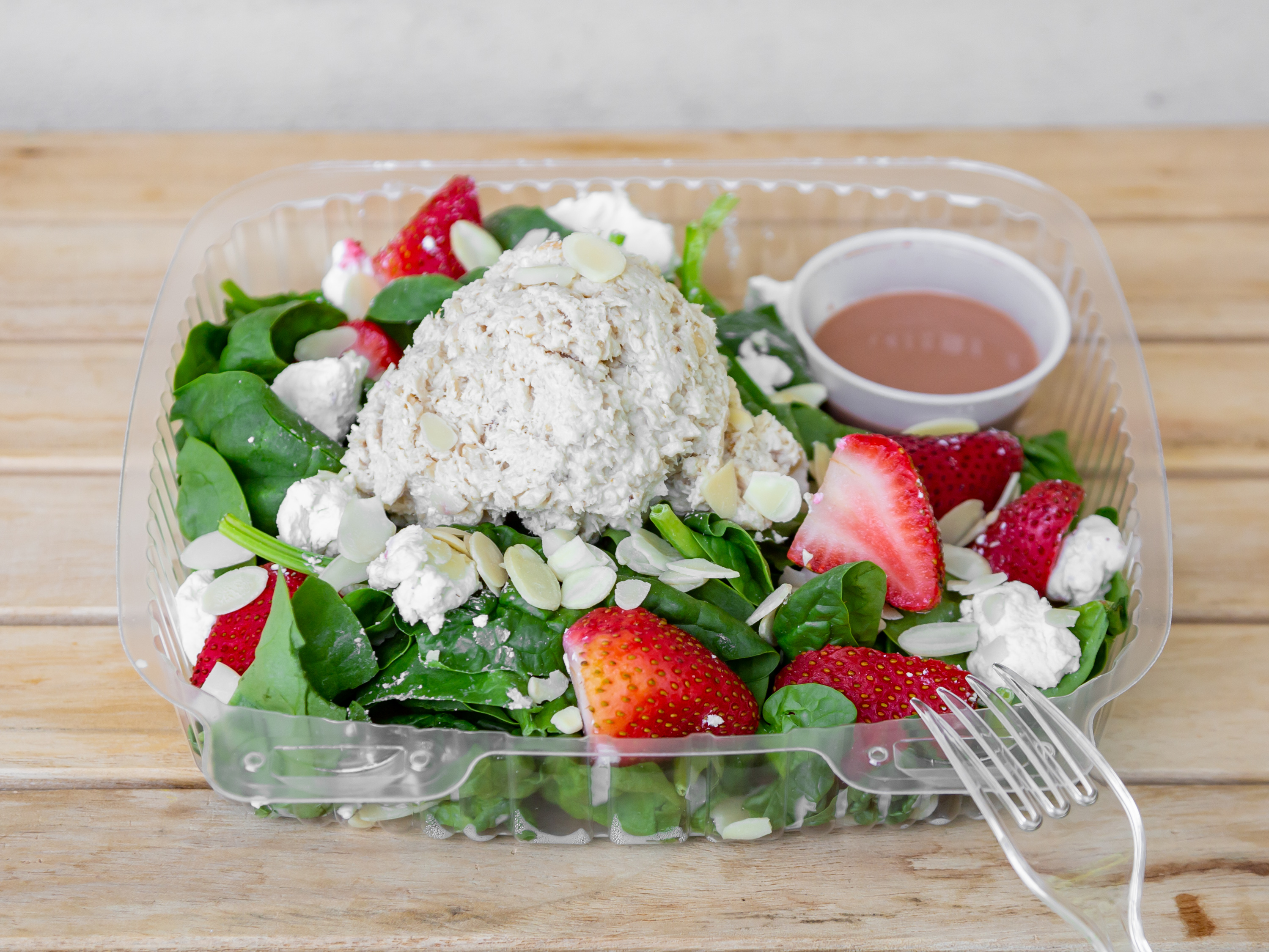 Order Baby Spinach & Strawberry Salad food online from On The Go Smoothie Cafe store, Farmington on bringmethat.com