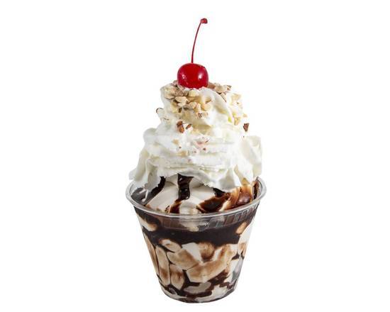 Order Sundae food online from Frosty King store, Bakersfield on bringmethat.com