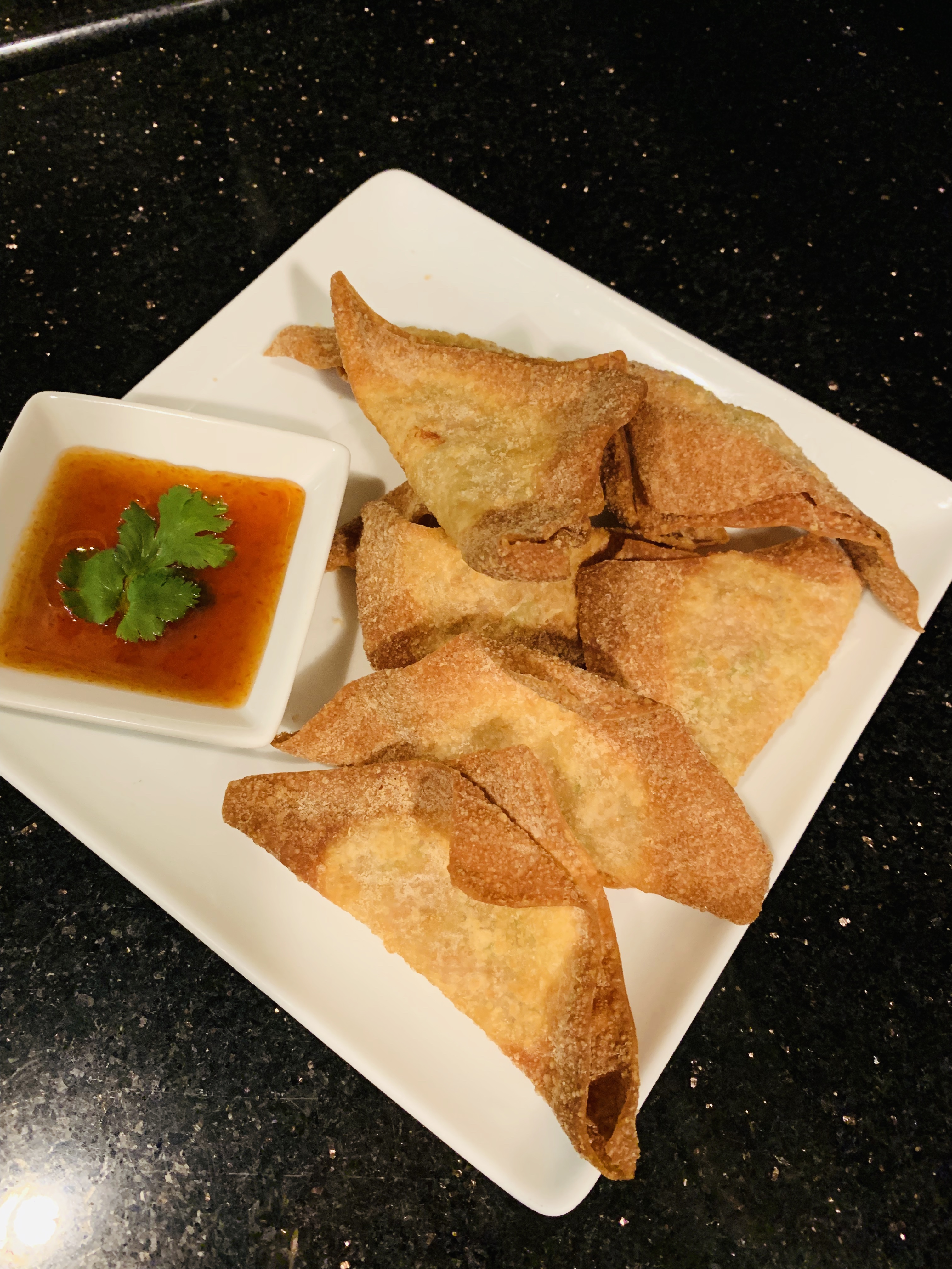 Order Fried Wonton food online from Exotic Thai Cafe store, Woodland Hills on bringmethat.com