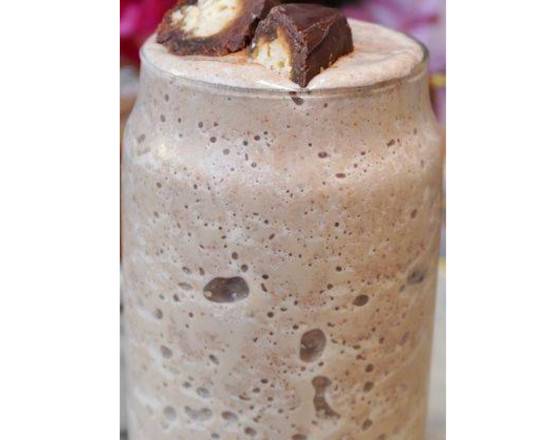 Order Date Me® Shakes  food online from Cafe Sheera Beverly Hills store, Beverly Hills on bringmethat.com