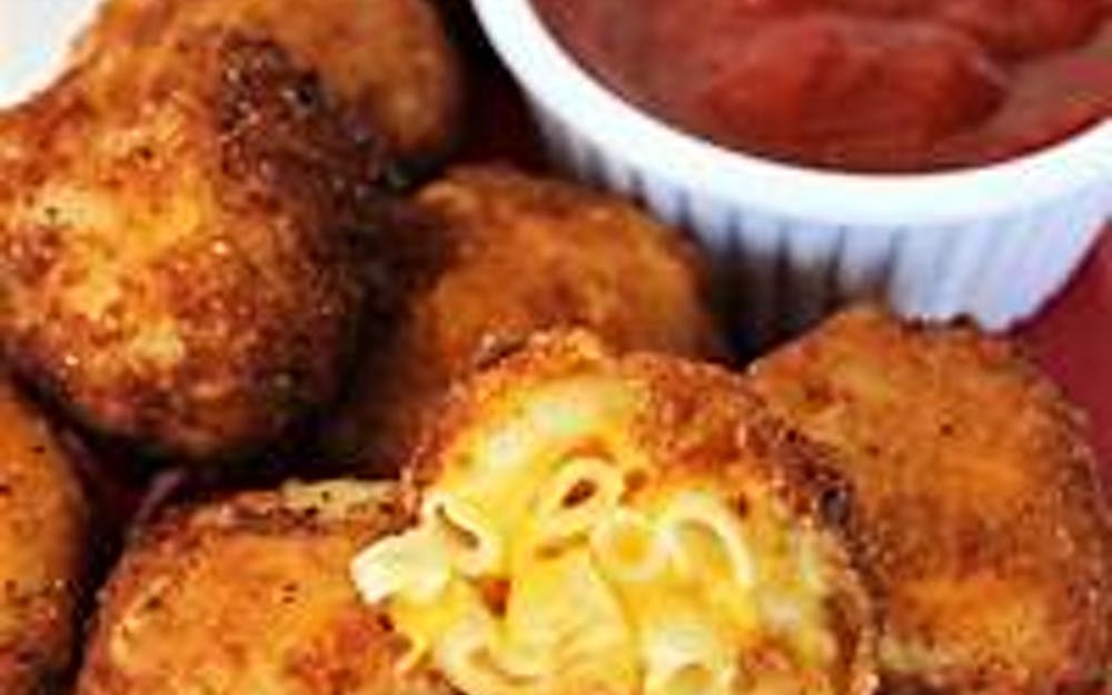 Order Macaroni & Cheese Bites - Appetizer food online from Pino's Pizzeria store, Easton on bringmethat.com