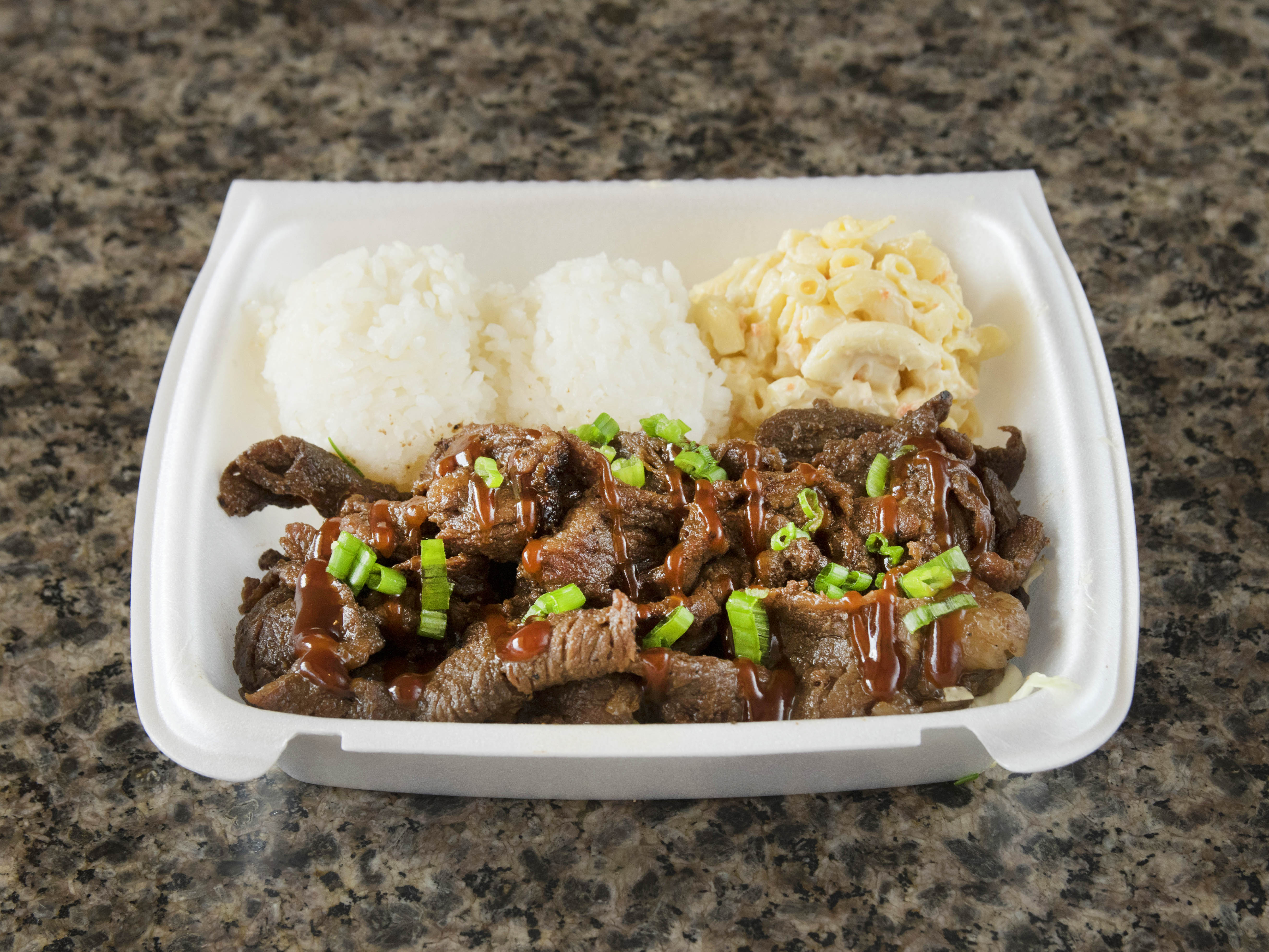 Order BBQ Beef Mini Plate food online from L&L Hawaiian Bbq store, San Diego on bringmethat.com