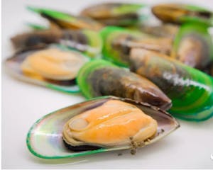Order Mussels food online from Boiling House Seafood Restaurant store, Akron on bringmethat.com