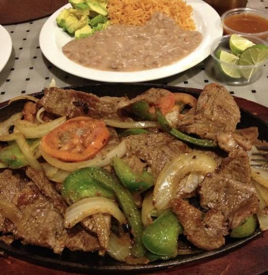 Order Beef Fajita food online from Tacos Acambaro store, Salinas on bringmethat.com