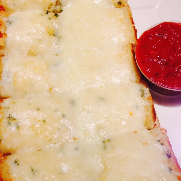 Order Garlic Loaf food online from Pedone Pizza store, Hermosa Beach on bringmethat.com