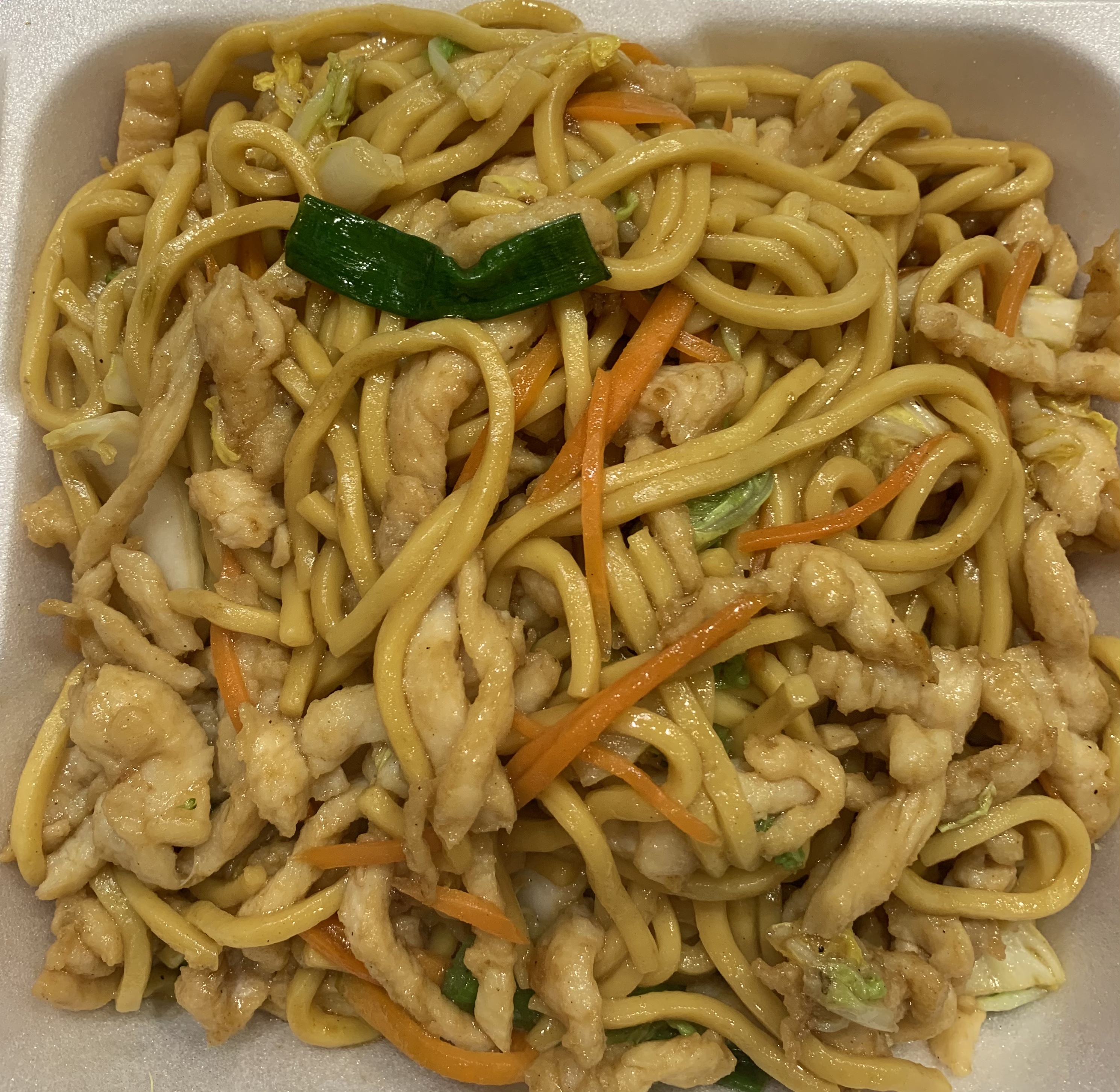 Order Chicken Lo Mein food online from Golden China store, Springfield on bringmethat.com