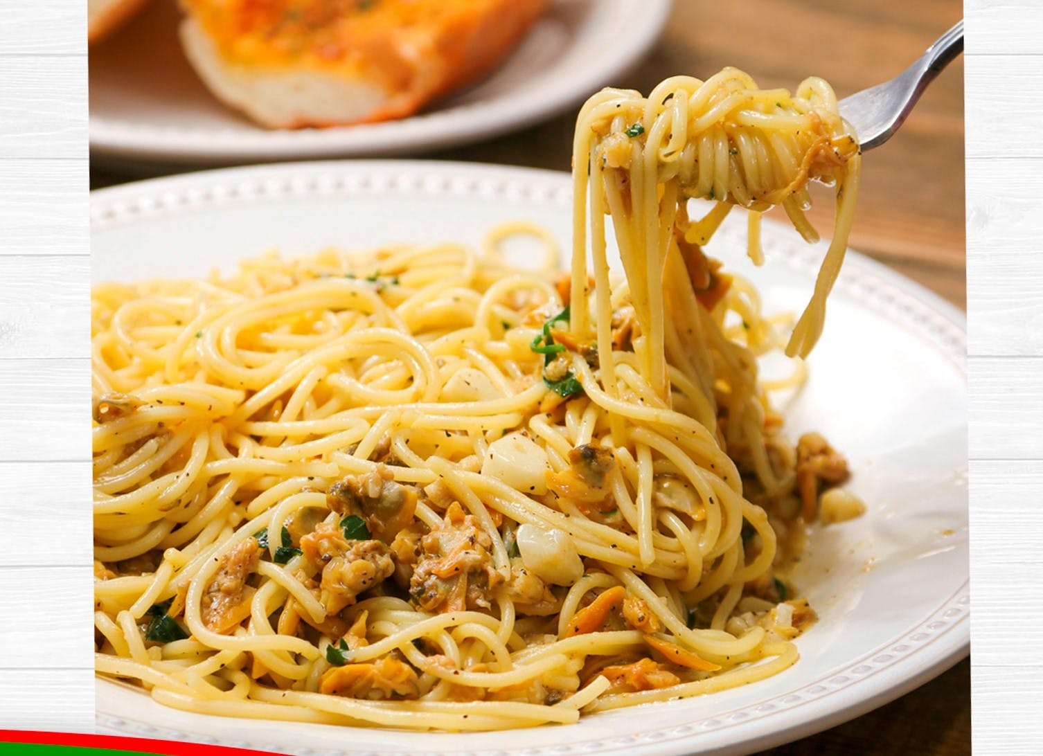 Order Linguine with Clams - Pasta food online from Ameci Pizza & Pasta store, Westlake Village on bringmethat.com