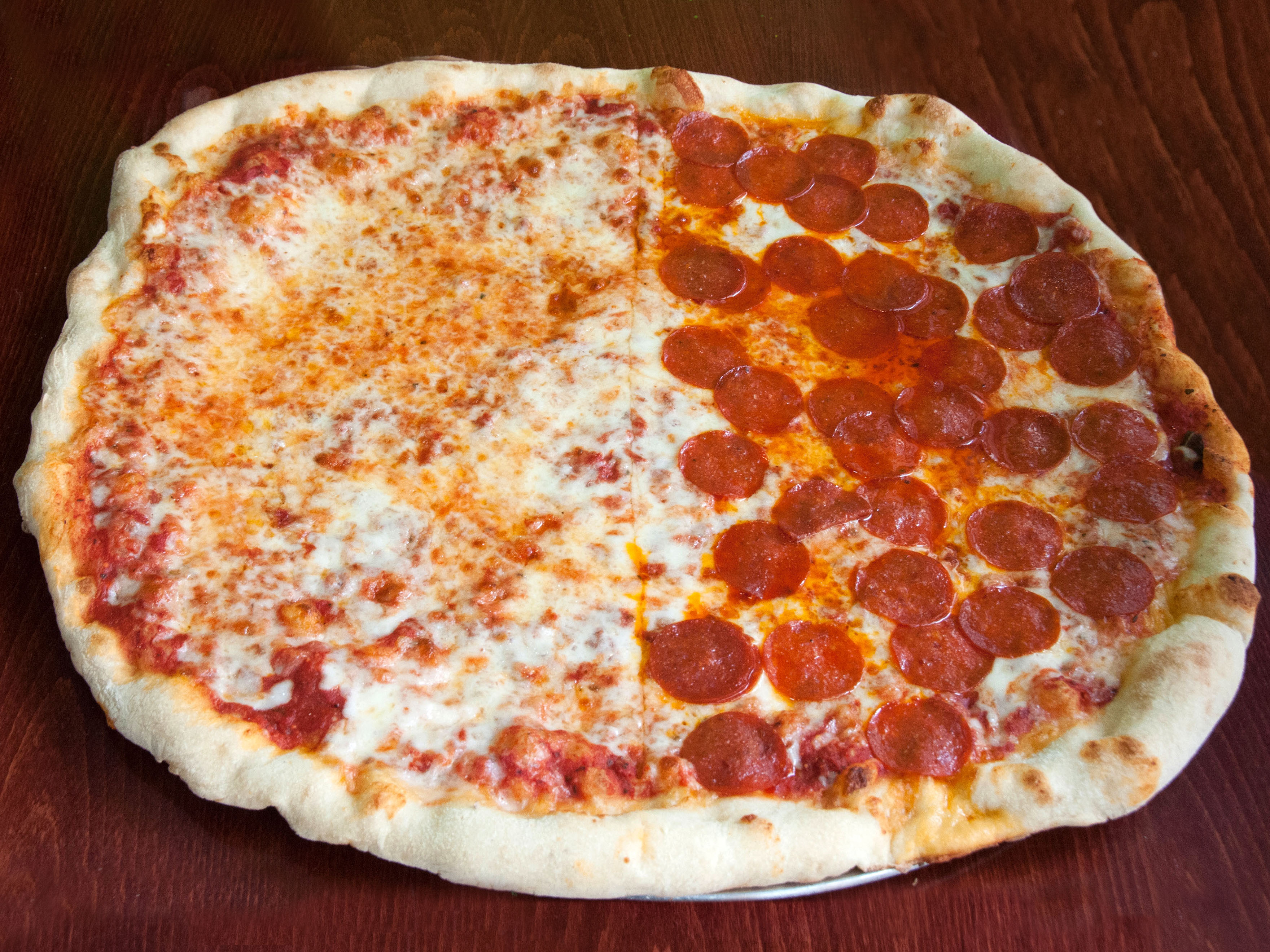 Order Pepperoni Pizza food online from Bardolino Pizza store, New York on bringmethat.com