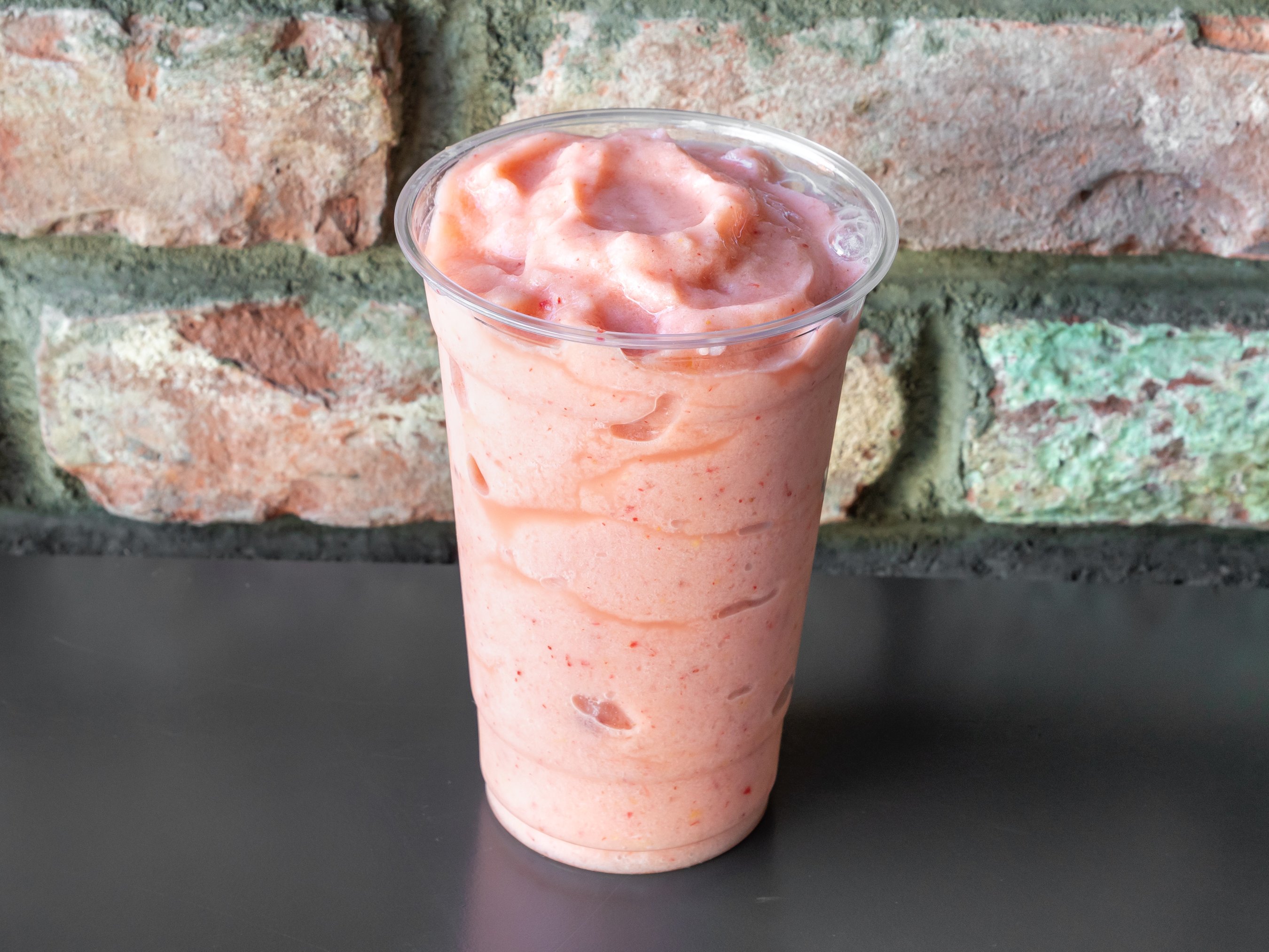 Order Apple Berry Bliss Smoothie food online from Brothers Bagels store, Brooklyn on bringmethat.com