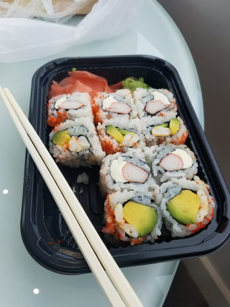 Order Spicy Ebi & Avocado Roll food online from Omiya Sushi II store, Brooklyn on bringmethat.com