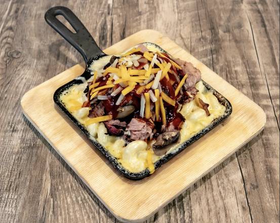Order Macaroni and Cheese Skillet (BBQ Brisket) food online from Branch House Tavern store, Flowery Branch on bringmethat.com