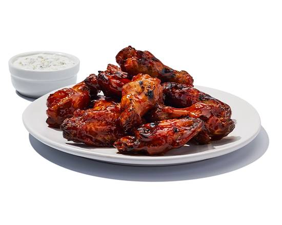 Order Daytona Wings food online from Hooters store, Fayetteville on bringmethat.com