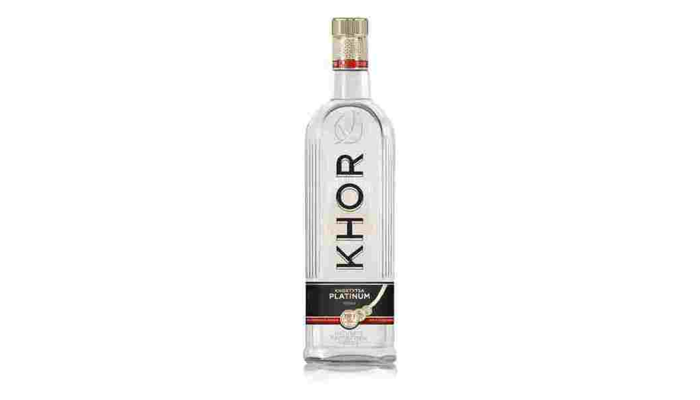 Order Khor Platinum Vodka 100ml Bottle food online from Ocean Liquor store, South Pasadena on bringmethat.com