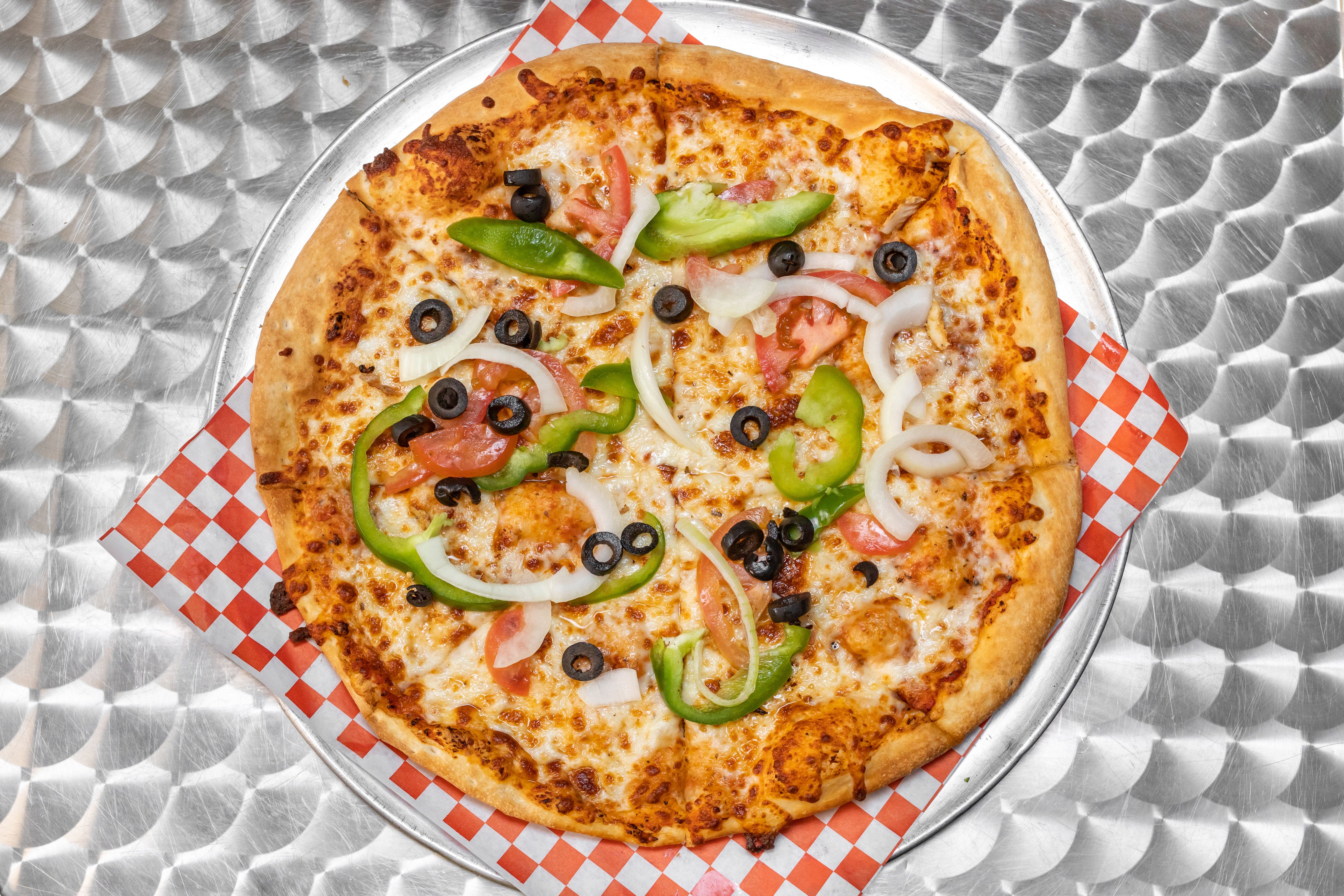 Order Mixed Veggie Pizza - Medium 12'' Box (8 Slices) food online from Pita Pan store, Denver on bringmethat.com