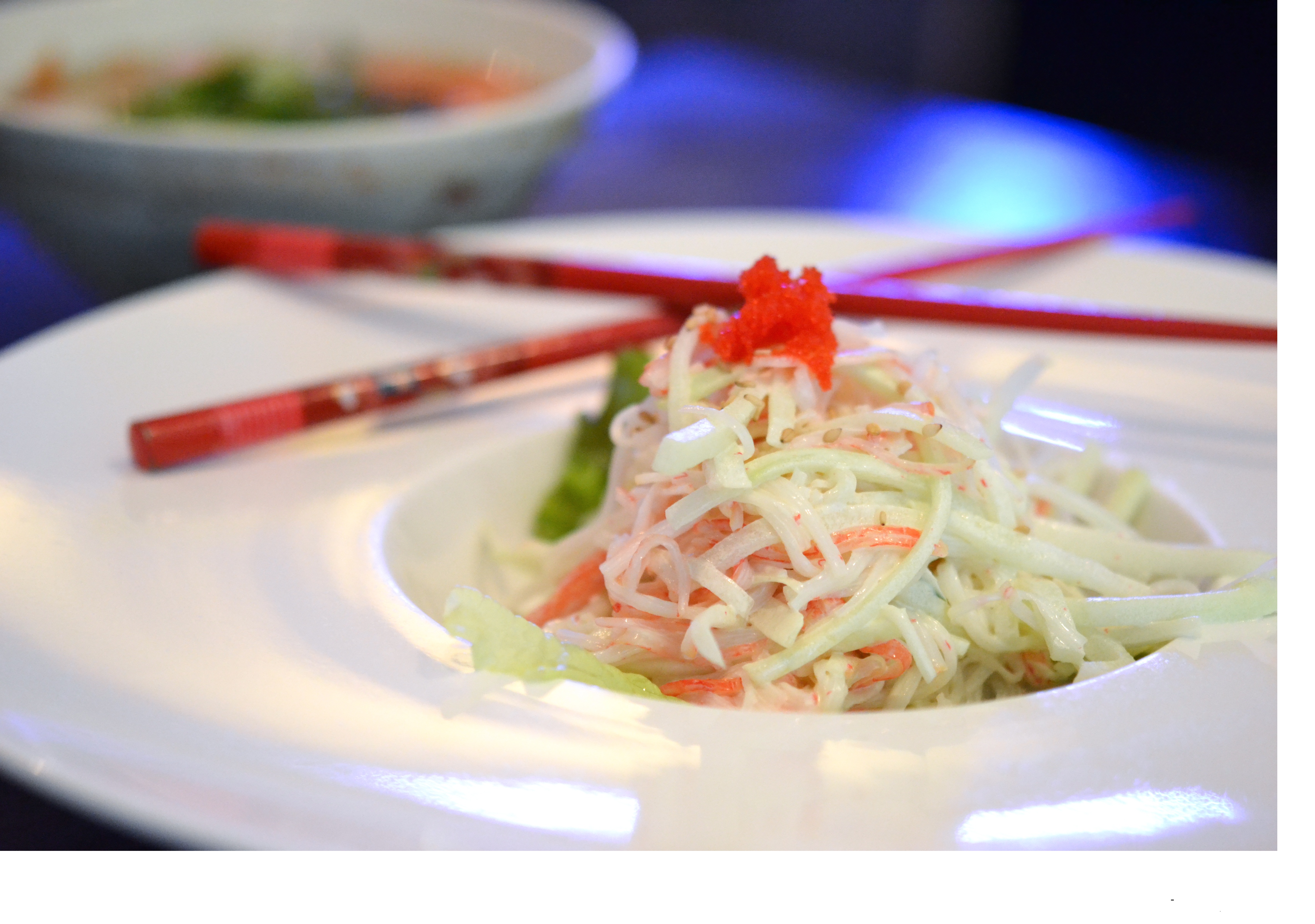 Order Spicy Kani Salad food online from Sushi para japanese restaurant store, New York on bringmethat.com