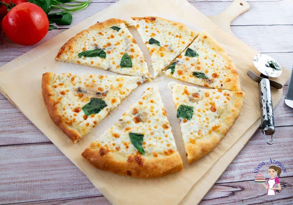 Order White Pizza Regular - Pizza food online from Junior's Pizza & Subs II store, Boonton on bringmethat.com
