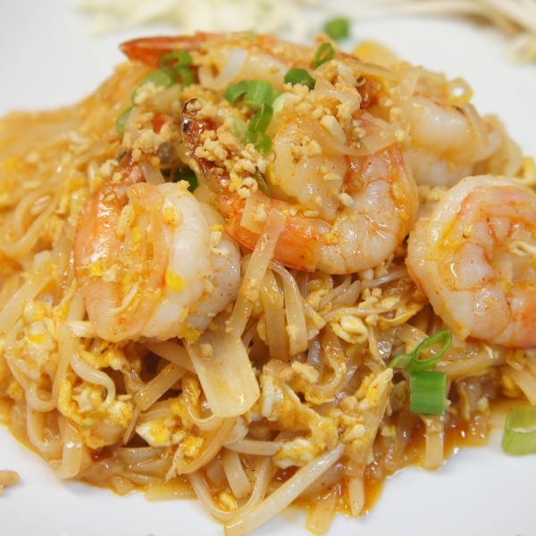 Order Pad Thai Noodles food online from Thai Food to Go store, Torrance on bringmethat.com