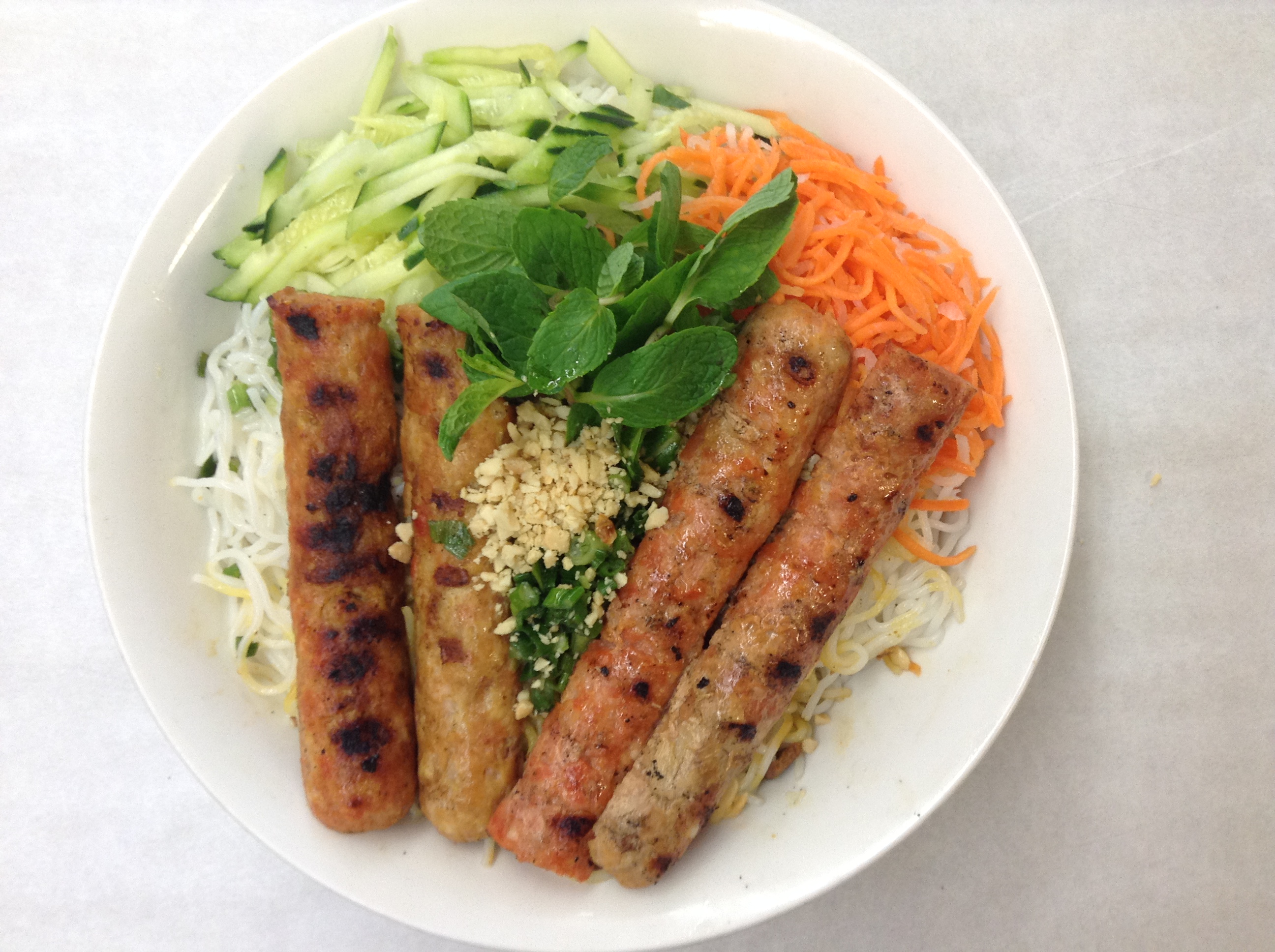 Order B07. Vermicelli with Pork Sausage (BNN) food online from Pho Daily store, Long Beach on bringmethat.com